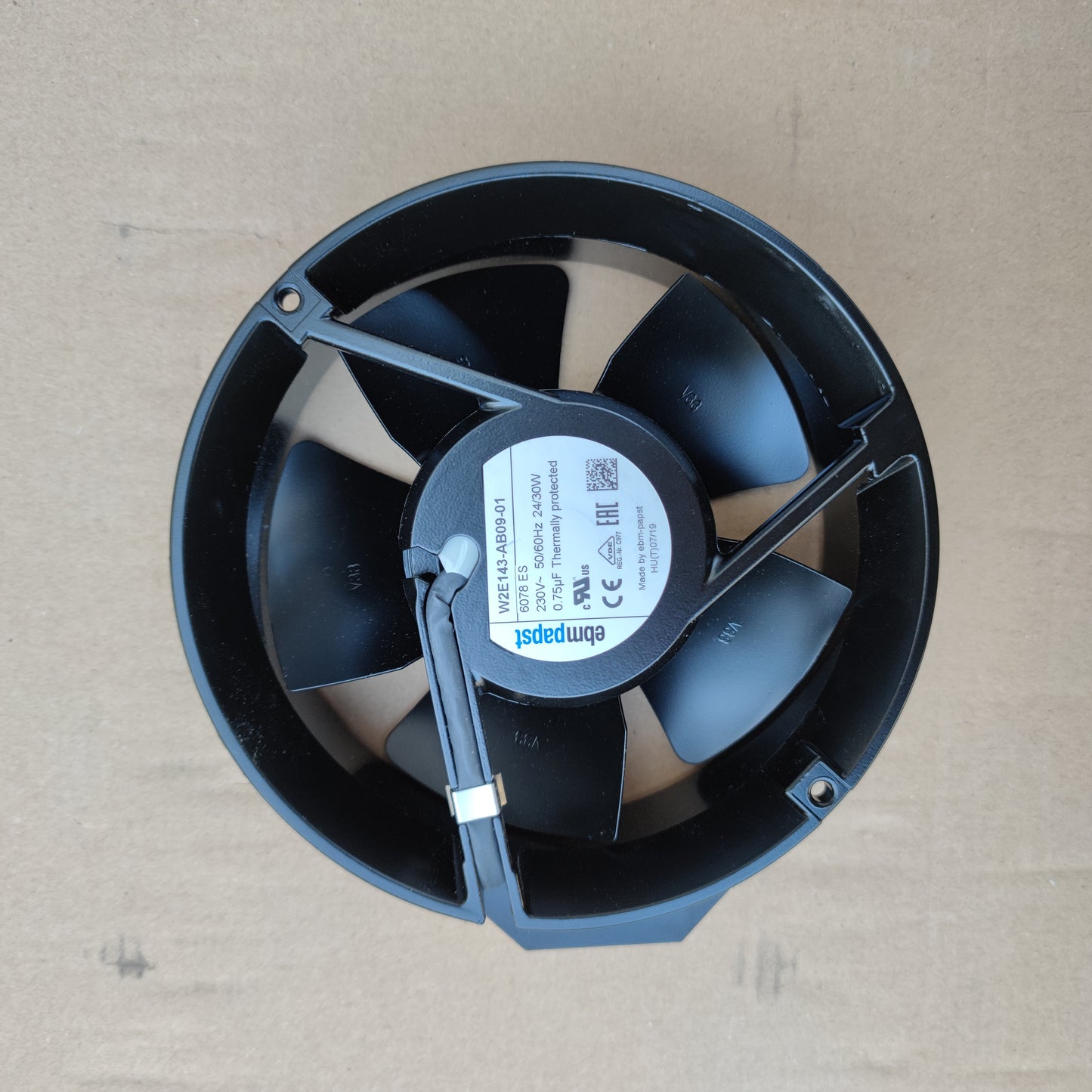 ebm-papst W2E143-AB09-01 AC Axial Fan 230VAC 172mm 50/60Hz Wall Ring