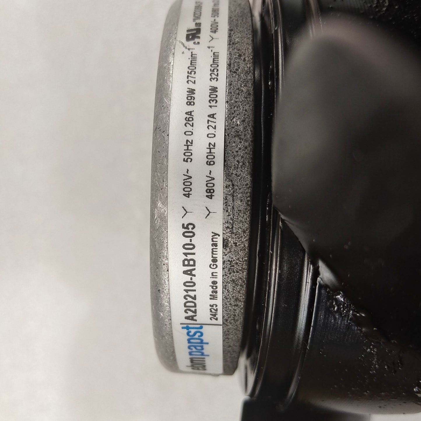ebm-papst 780m³/h A2D210-AB10-05 Axial Fan 2750RPM