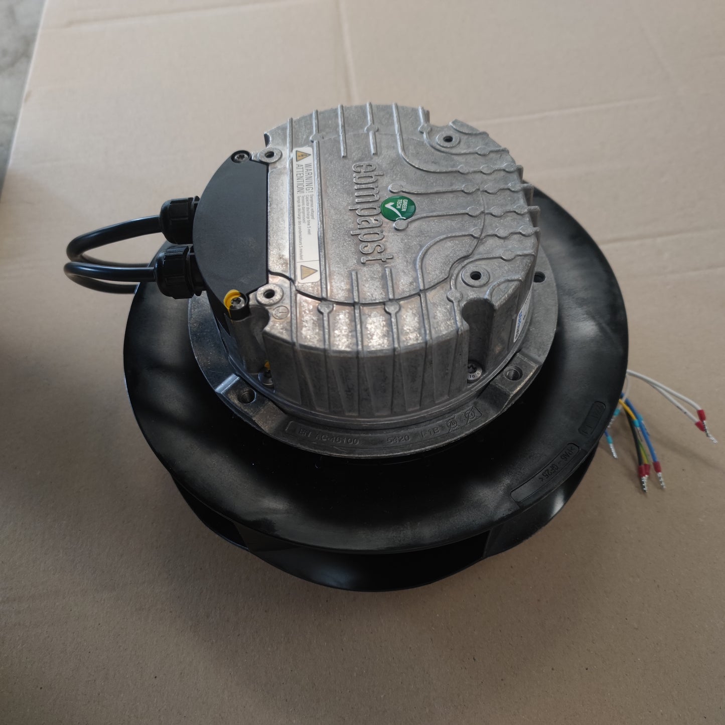 ebmpapst R3G250-RR01-H1 Centrifugal Fan 250mm 230V 4100RPM 2210m³/h 500W 1100Pa
